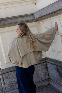Maga - korte trench vlindermouw - beige
