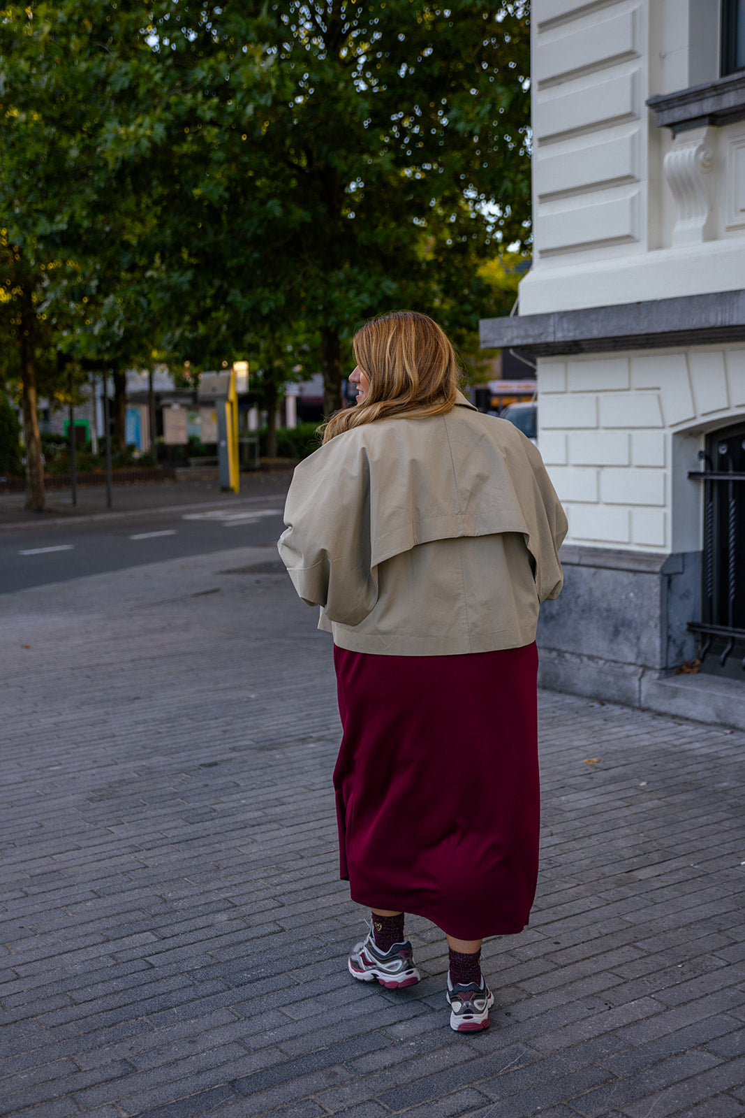 Maga - korte trench vlindermouw - beige
