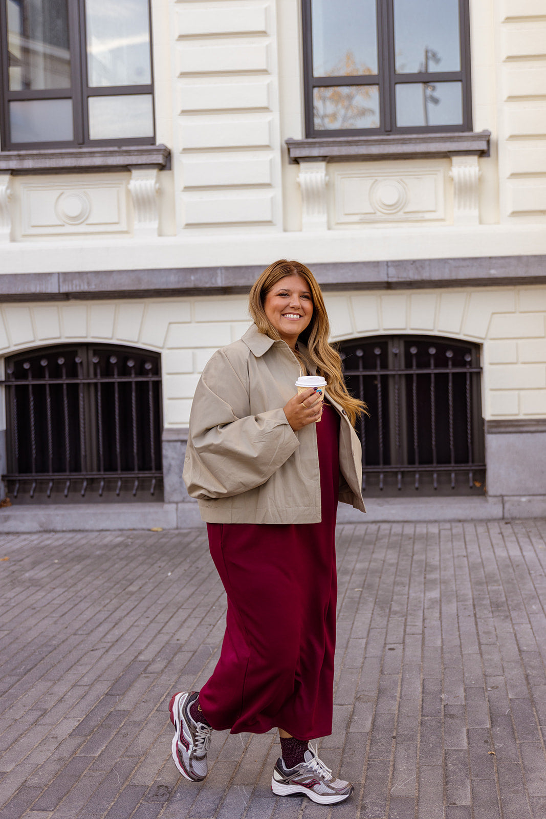 Maga - korte trench vlindermouw - beige