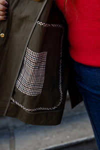 Lauren - jas cape - kaki