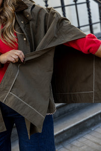 Lauren - jas cape - kaki