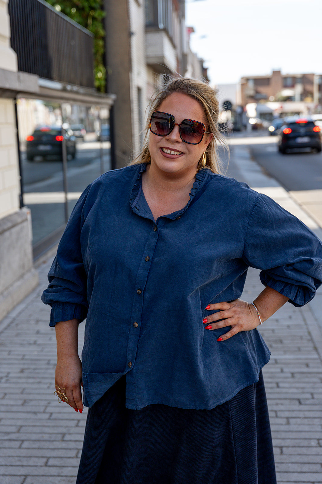 Elvé - blouse lange mouw ribfluweel - marineblauw
