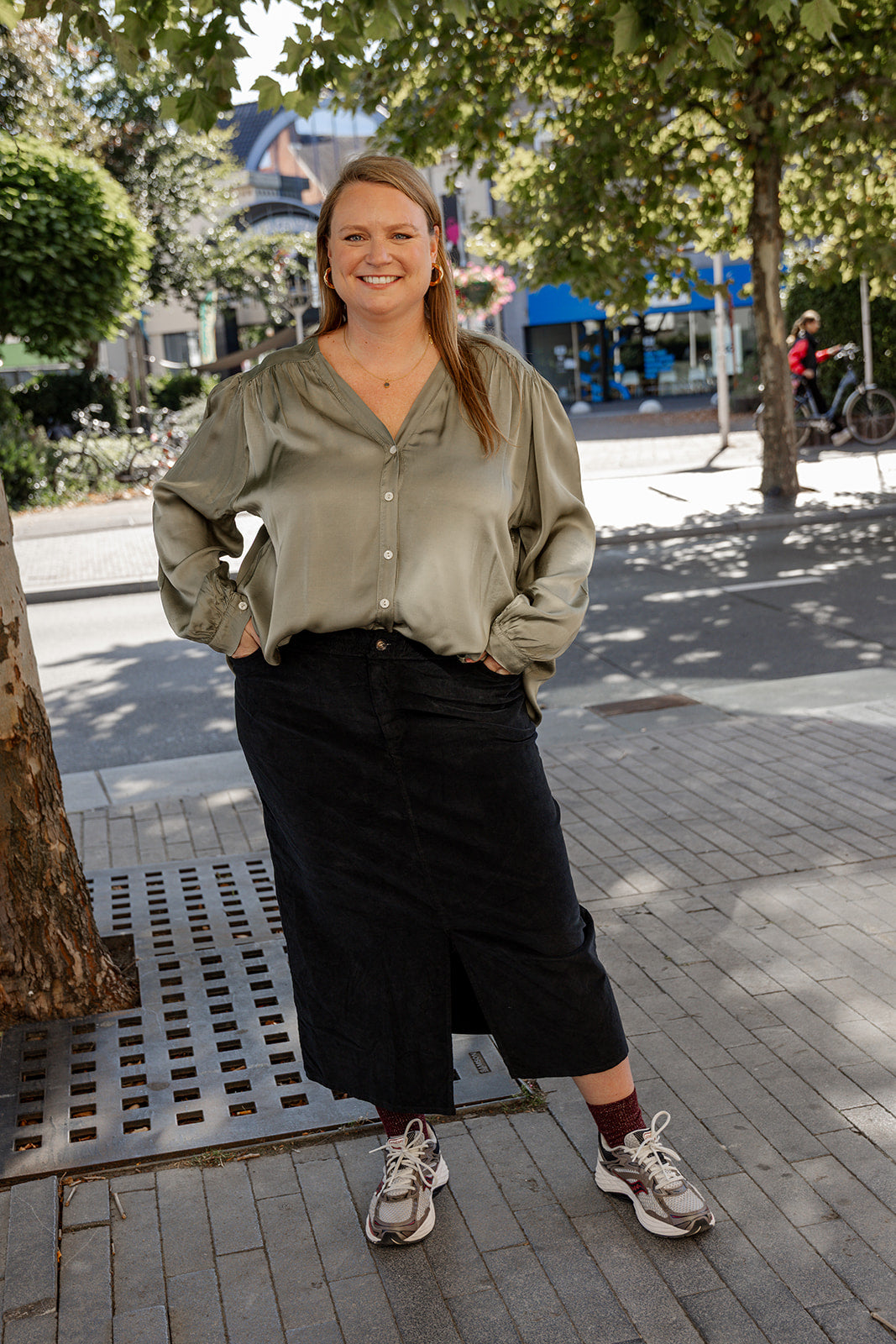 IYA - blouse satijn - kaki