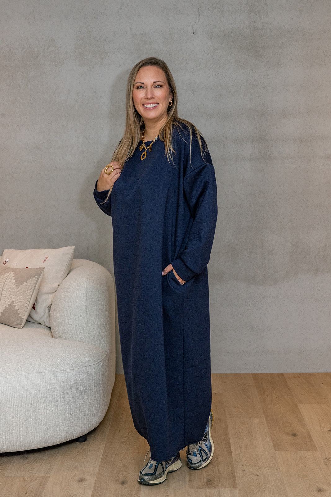 Vanni - sweaterdress - marineblauw