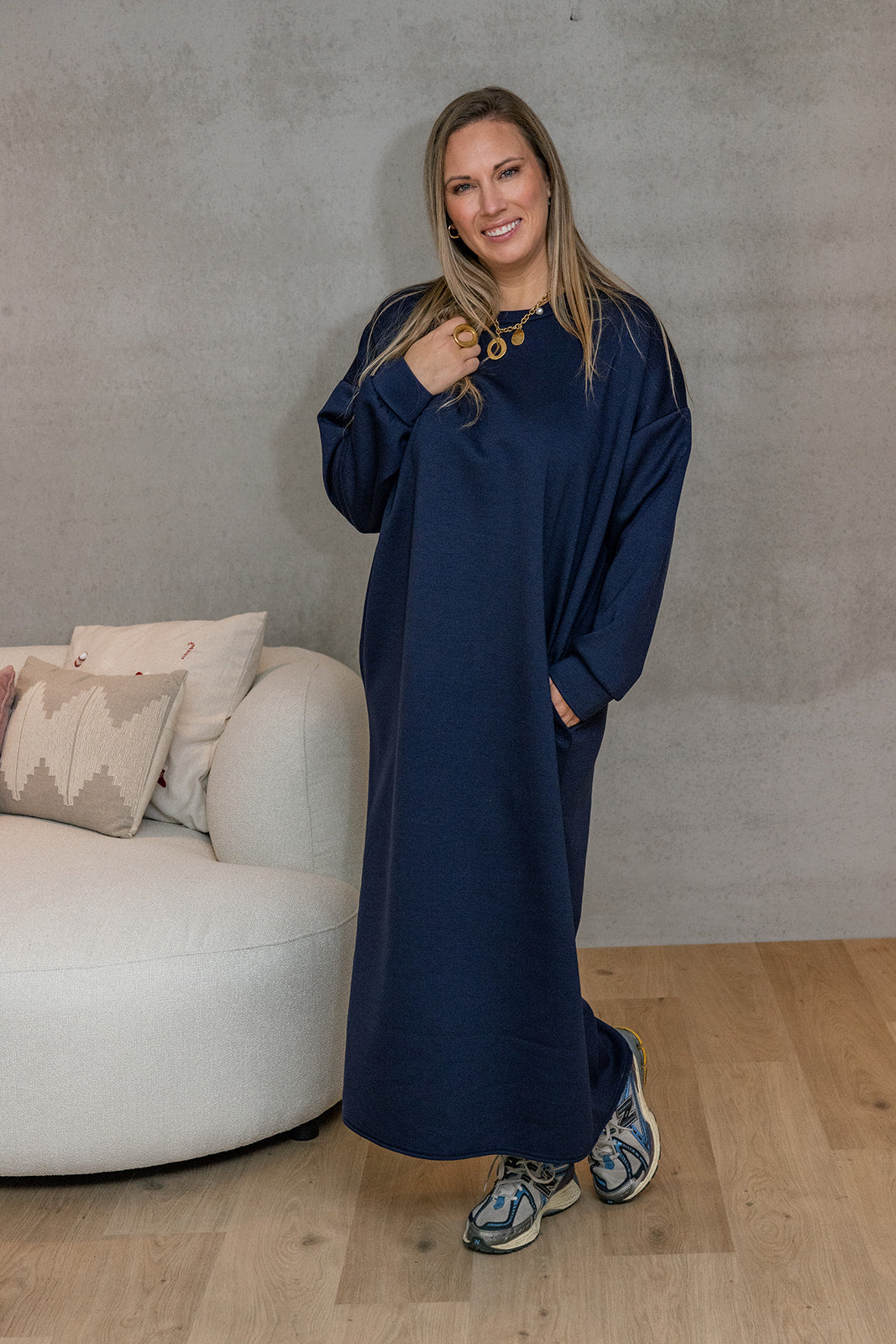 Vanni - sweaterdress - marineblauw