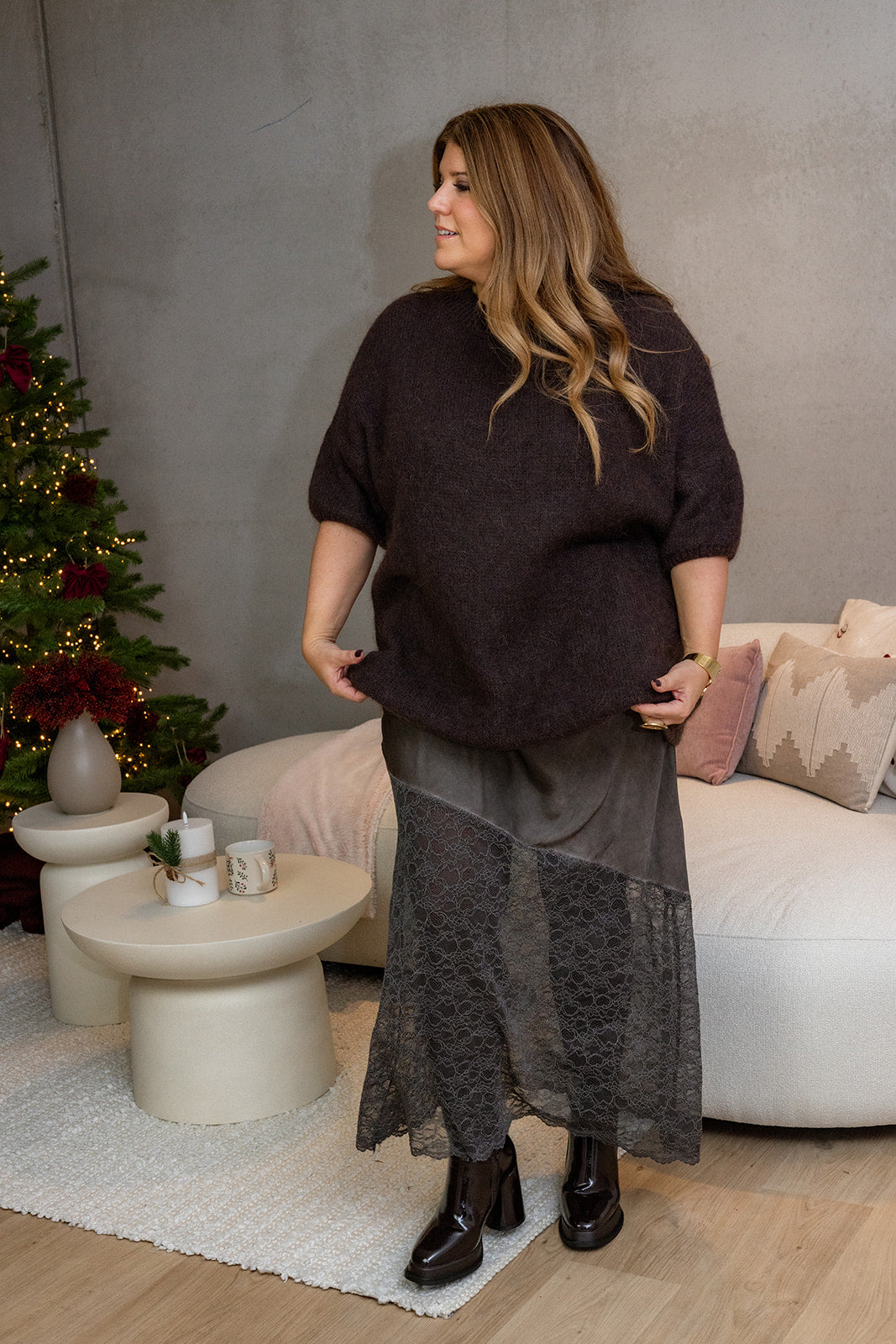 Siren - statement rok met kant - taupe/bruin