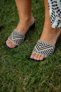 Tay - sandalen met hak - zwart/beige