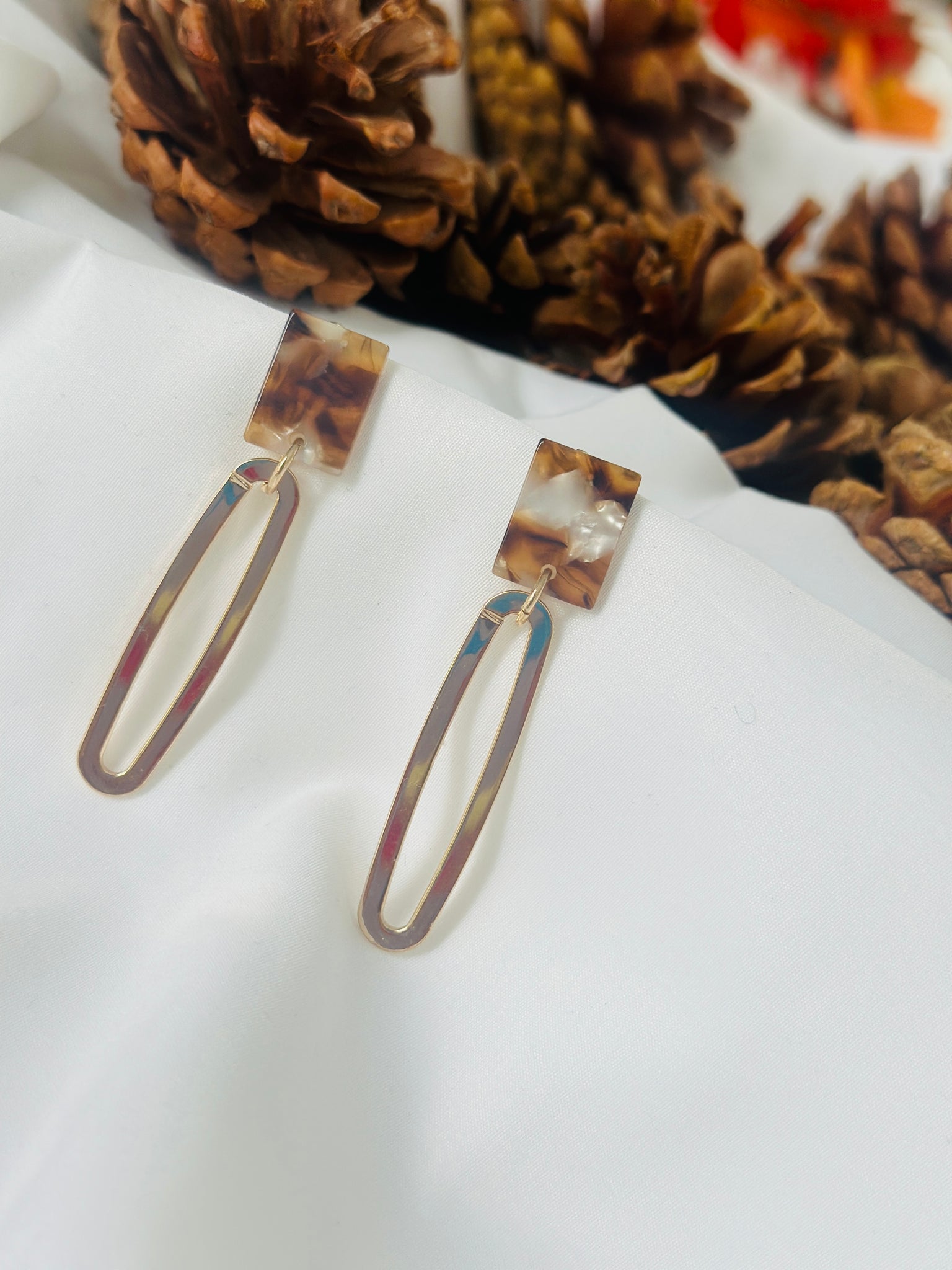 Othis - oorbellen - cognac/goud