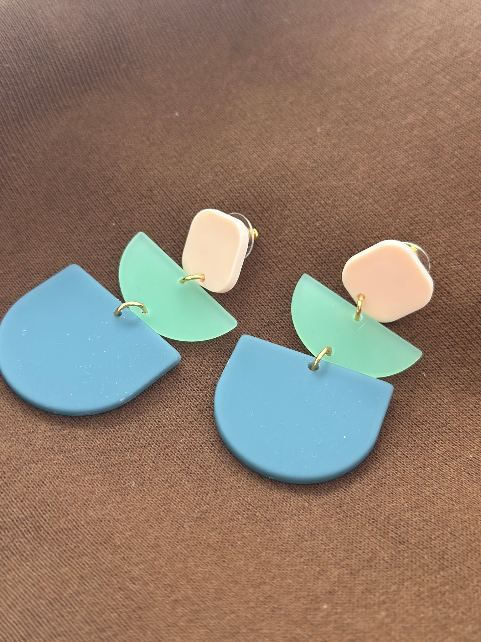 Candi- oorbellen - zalm/mint/eucalyptus