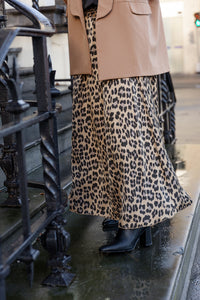 Luna - satijnlook rok - camel leopard